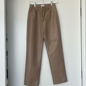 Wilfred Melina Pant